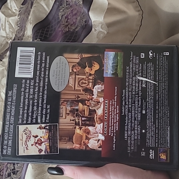 The sound of music dvd with Julie Andrews full screen edition - Picture 2 of 3